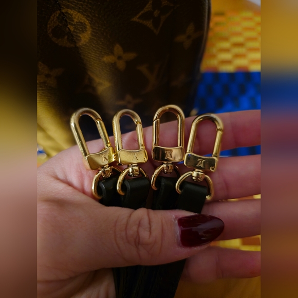 Louis Vuitton Palm Springs Mini - Picture 7 of 11